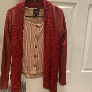 Women’s cardigan with button down crop top